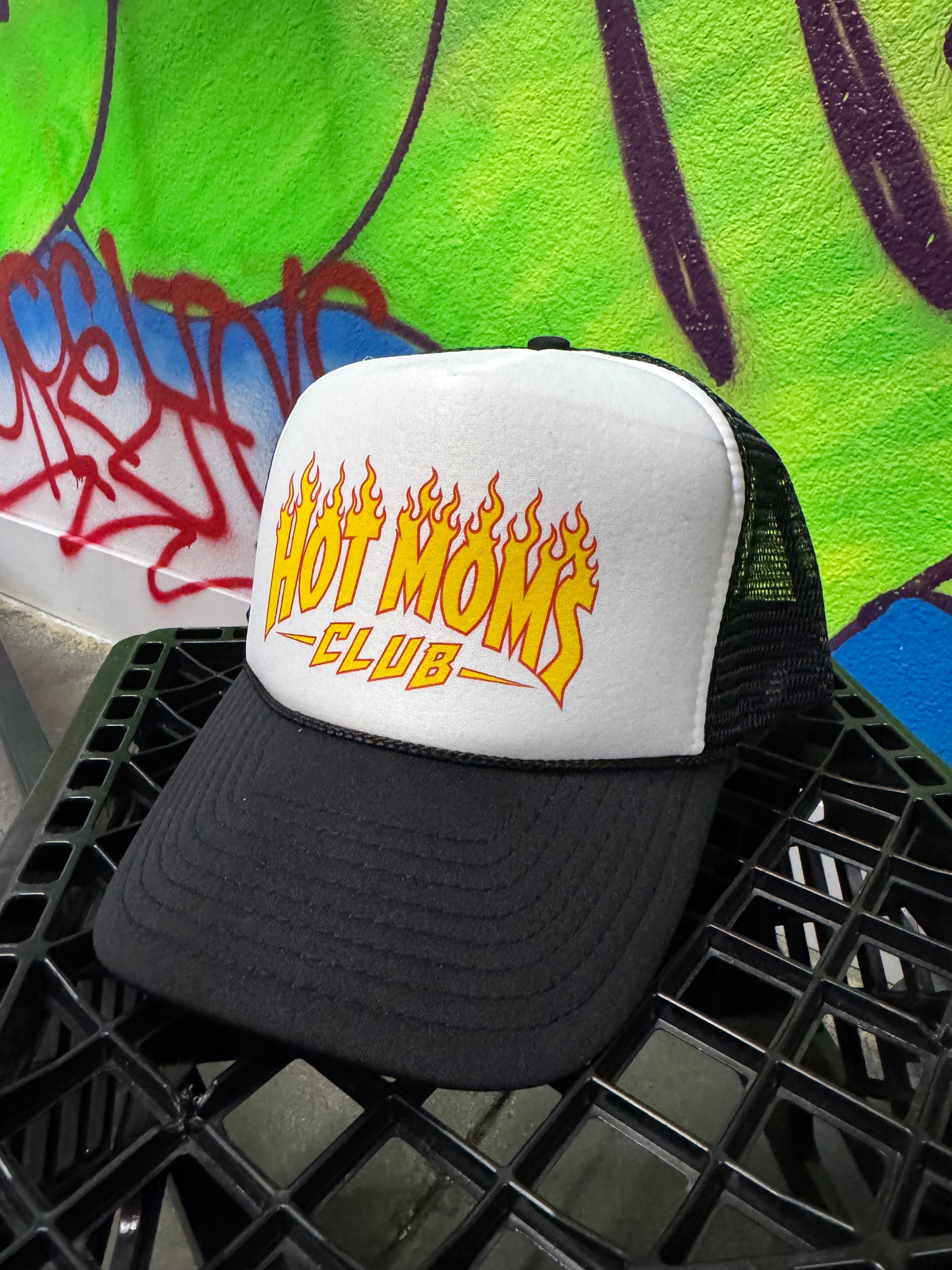 HMC HOT MOMS CLUB