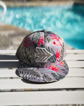 THREE POINT SNAPBACK - PARADISE