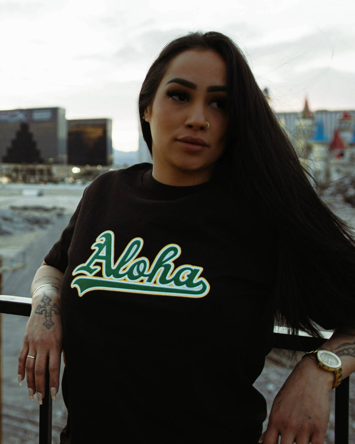 ALOHA A'S TEE - BLACK