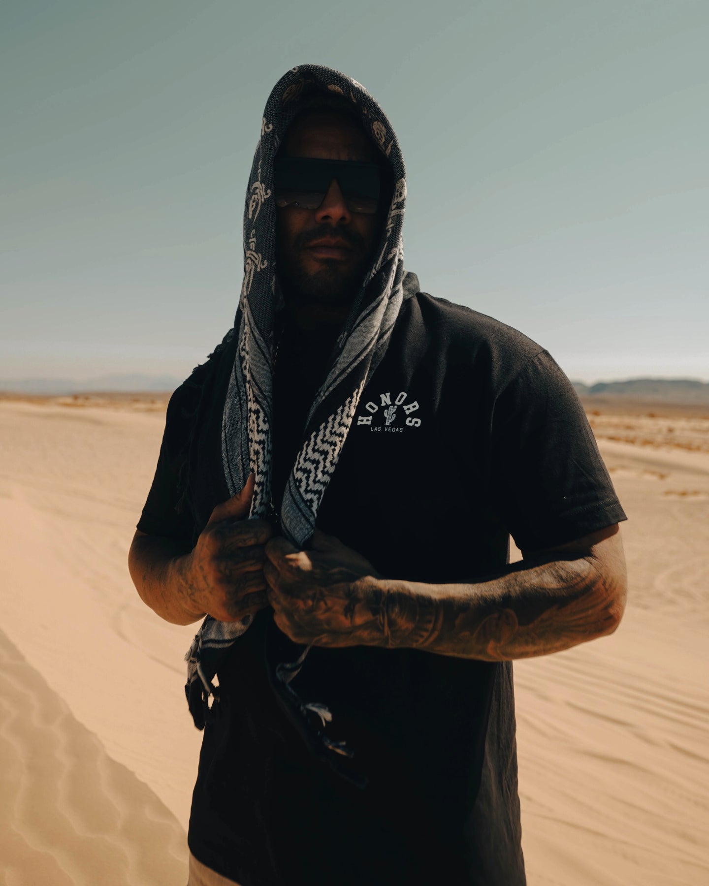 CACTUS LIFE TEE - BLACK