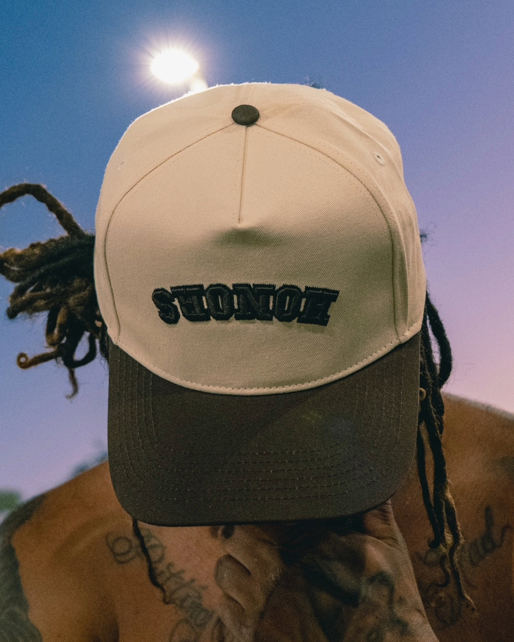 REVERSED HONORS A- FRAME SNAPBACK BROWN & TAN
