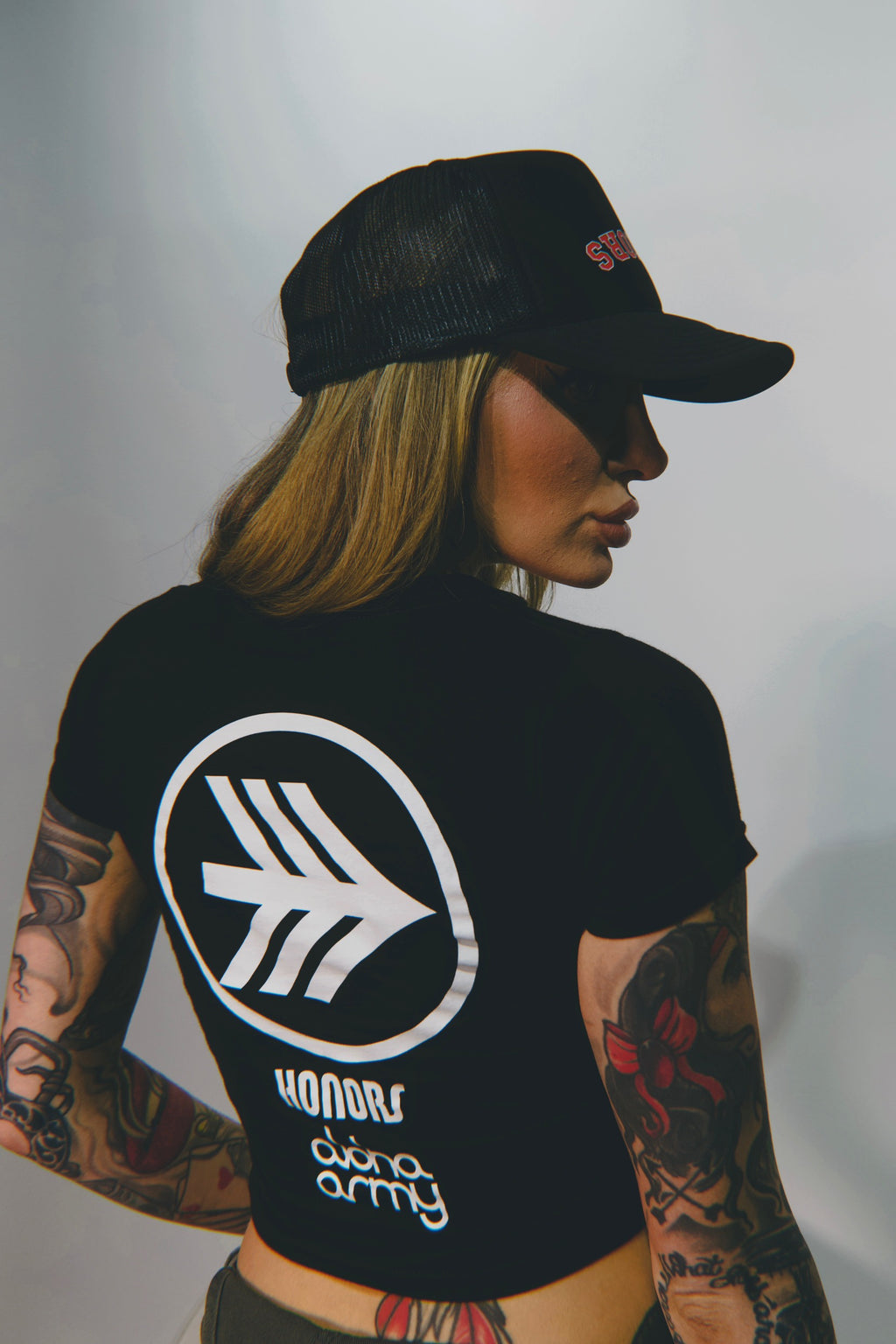 RABUBU X IN4MATION X ALOHA ARMY MENS TEE