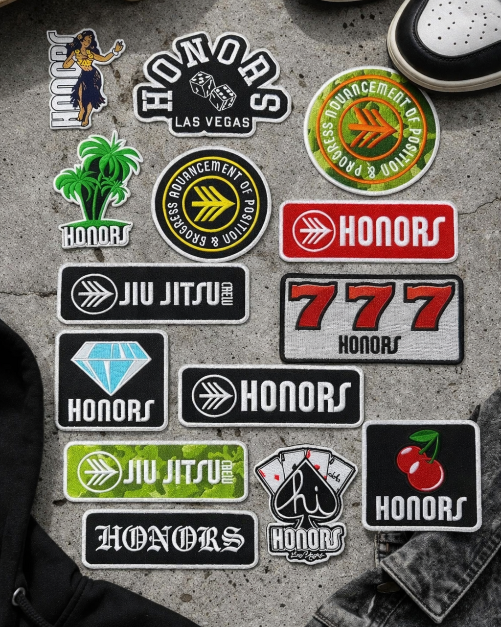 HONORS ASSORTED PATCHES