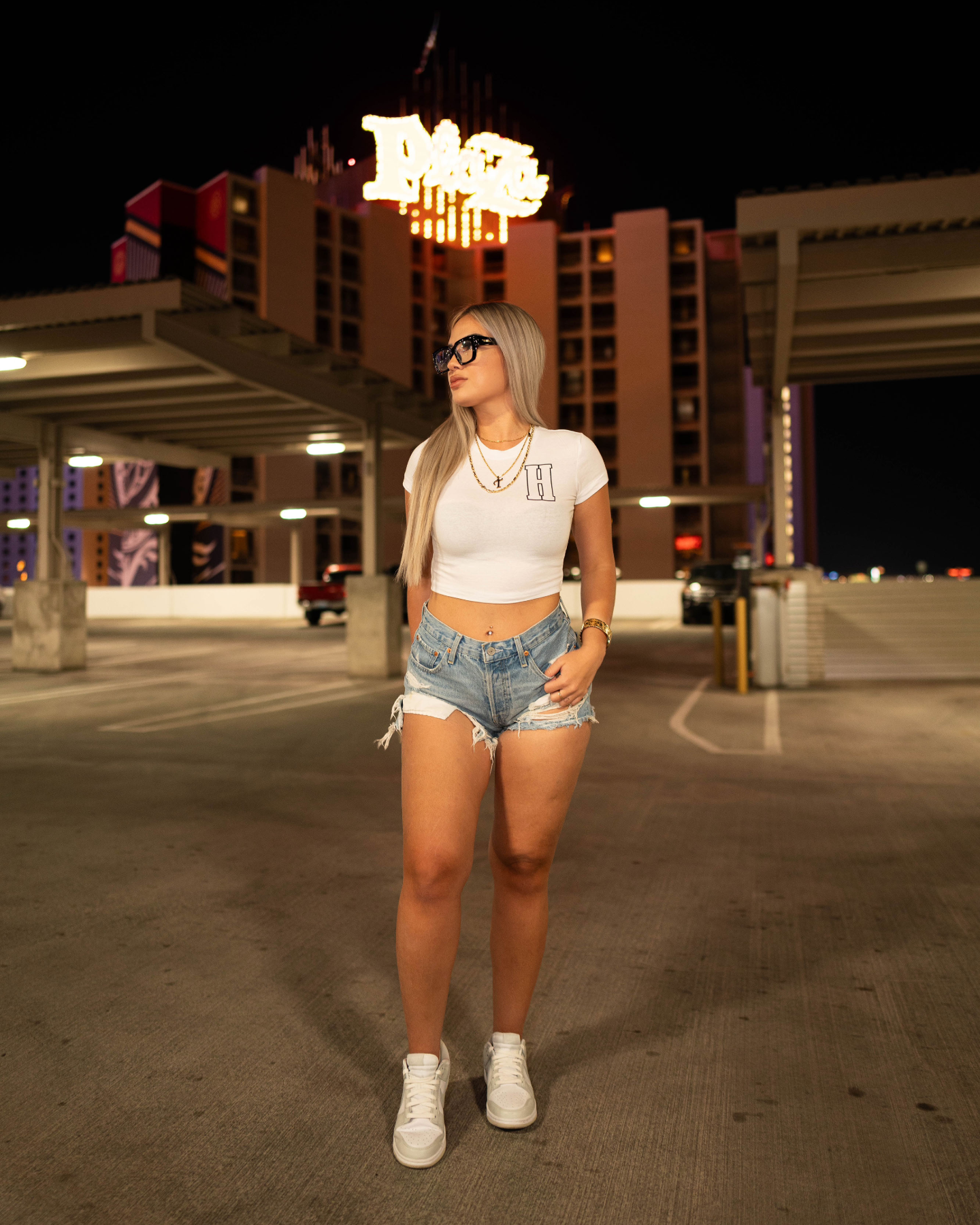 WOMENS HONOR ROLL CROP TOP