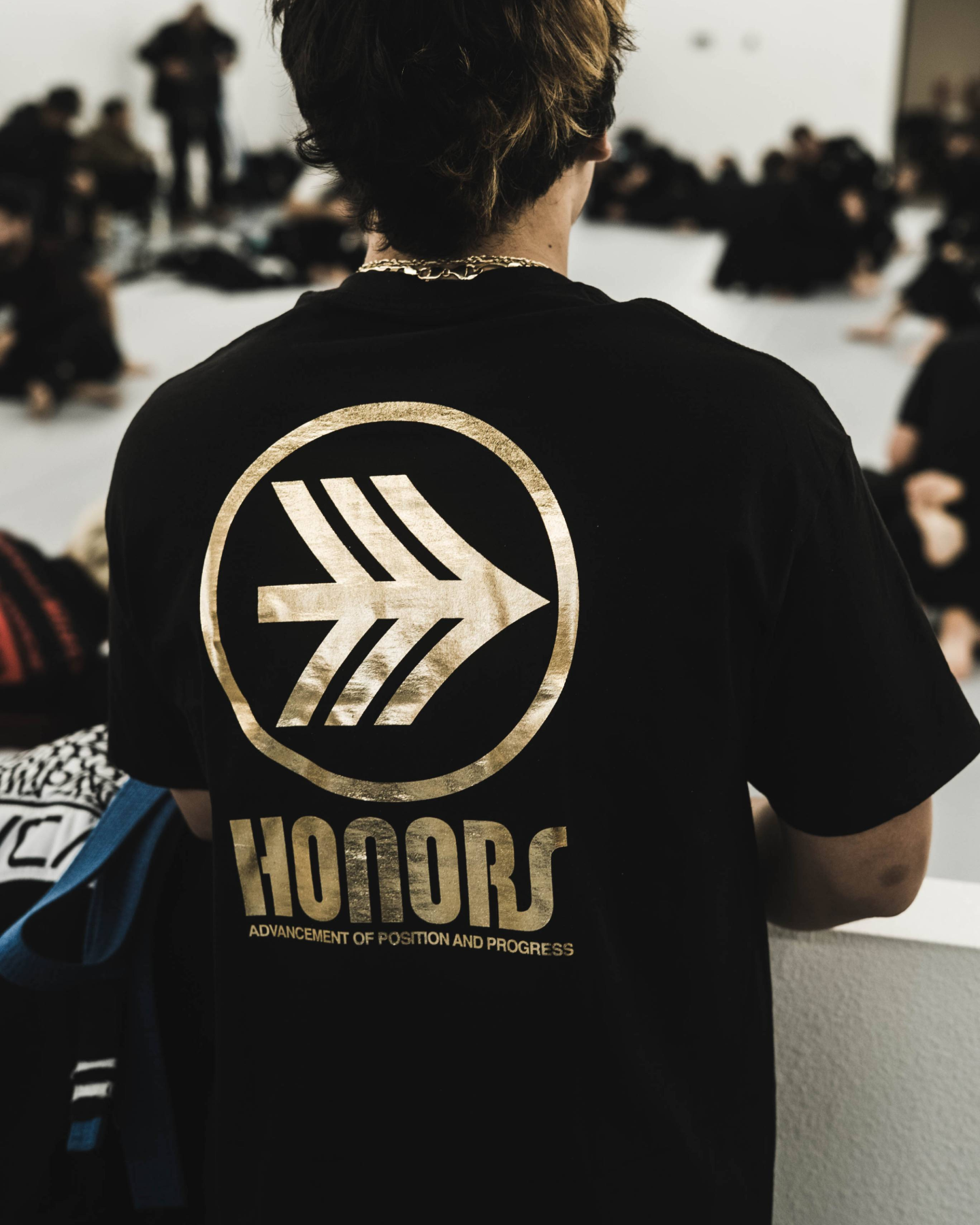 HONORS GOLDEN ERA LOGO TEE