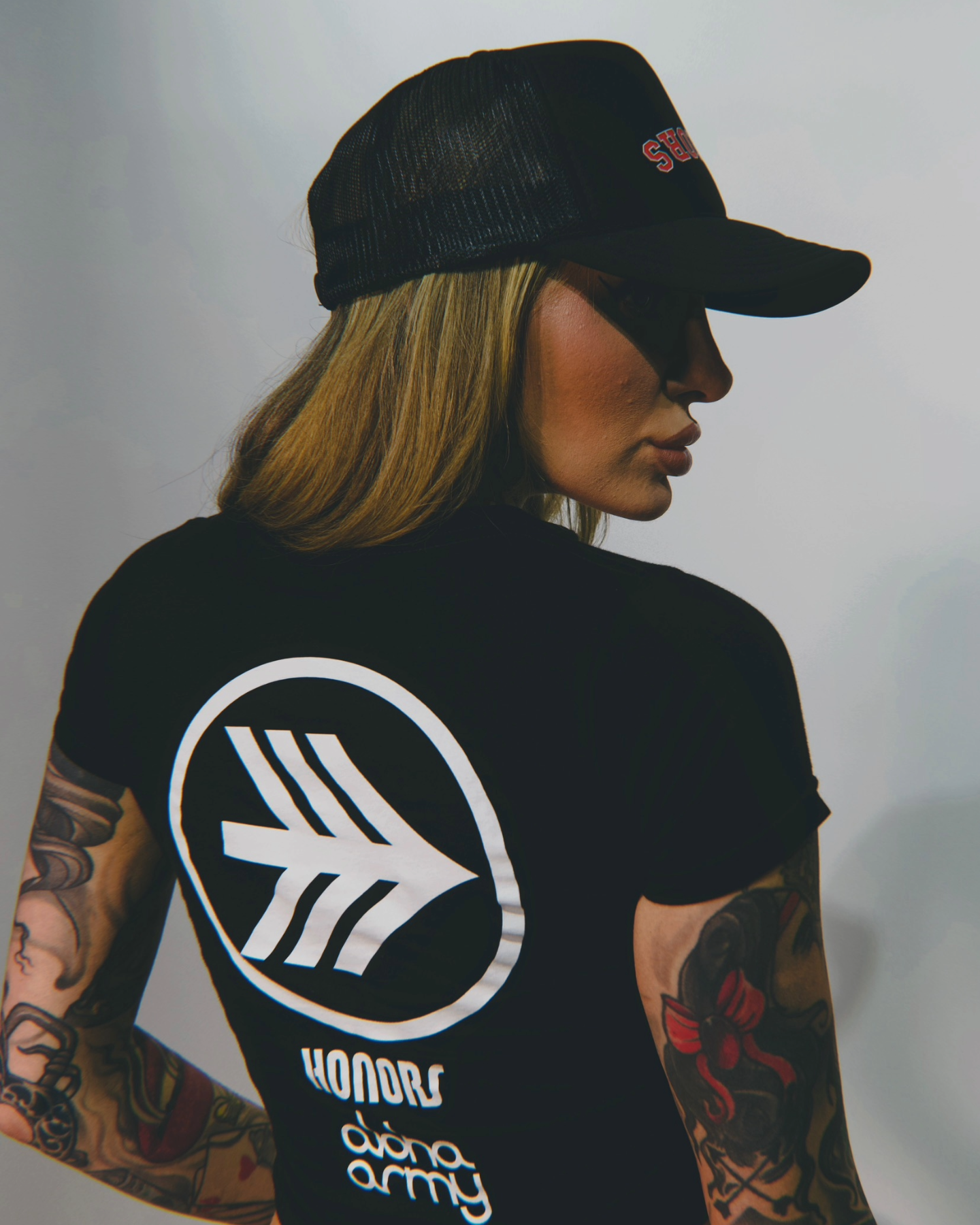 RABUBU X IN4MATION X ALOHA ARMY WOMENS TEE