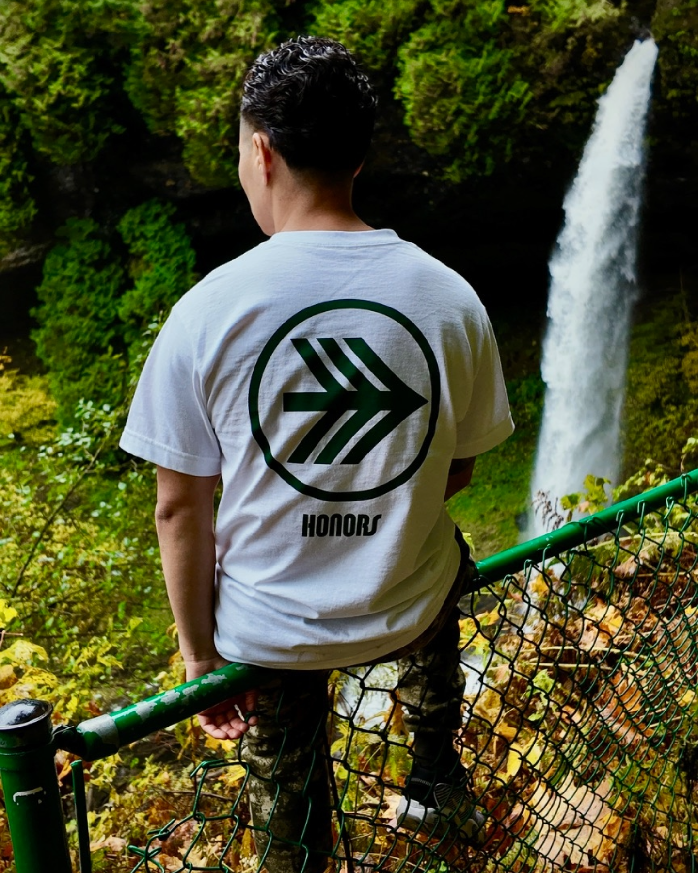 HONORS REGAL WHITE TEE