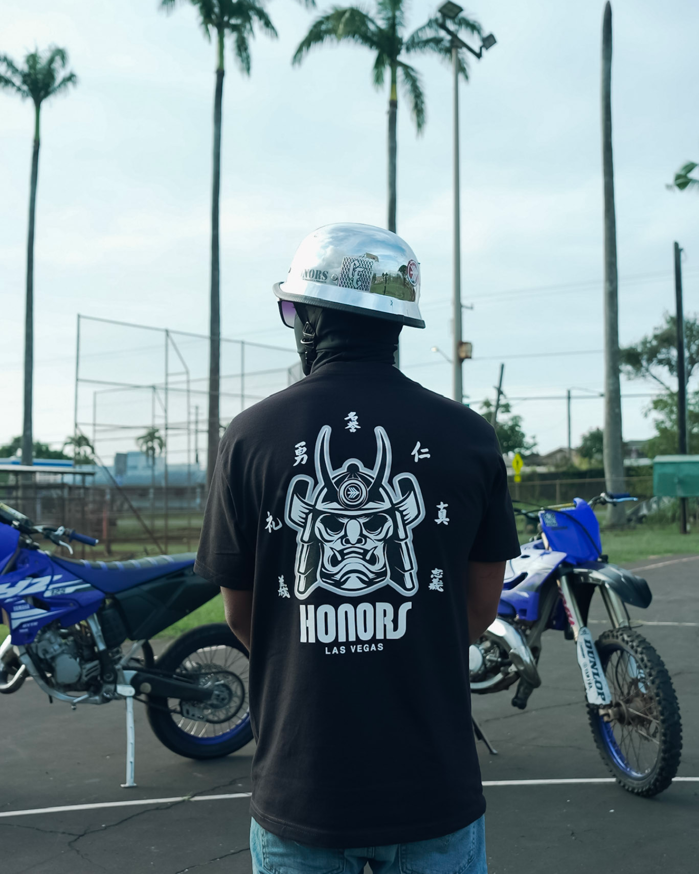 HONORS BUSHIDO BLACK TEE