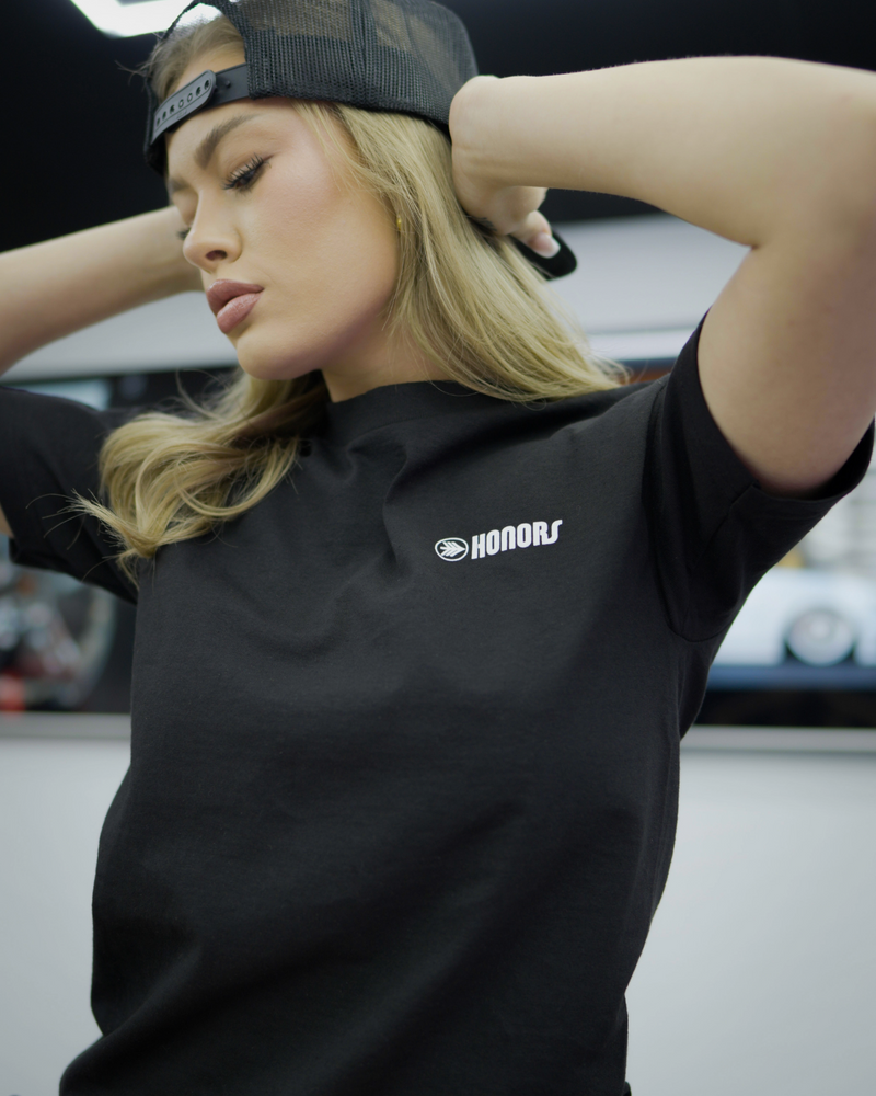 HONORS KORP LOGO BLACK TEE