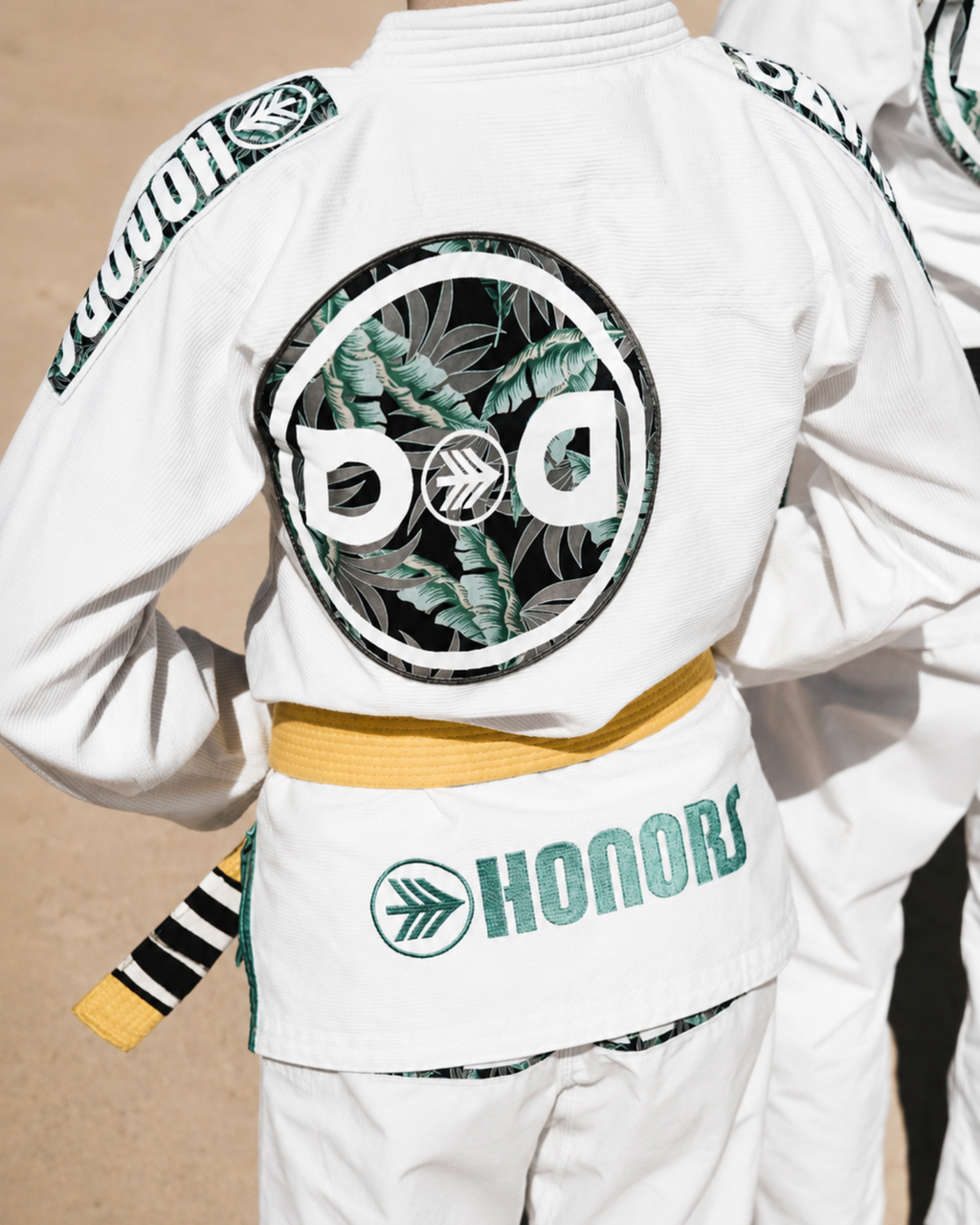 "PRE ORDER ADULT" HONORS x DAYXDAY GI- WHITE