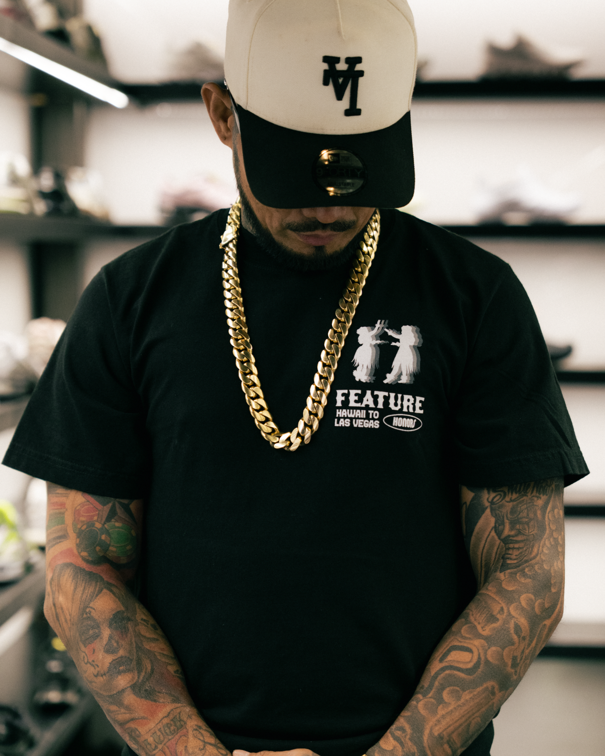 HULA & HUSTLE HONORS X FEATURE