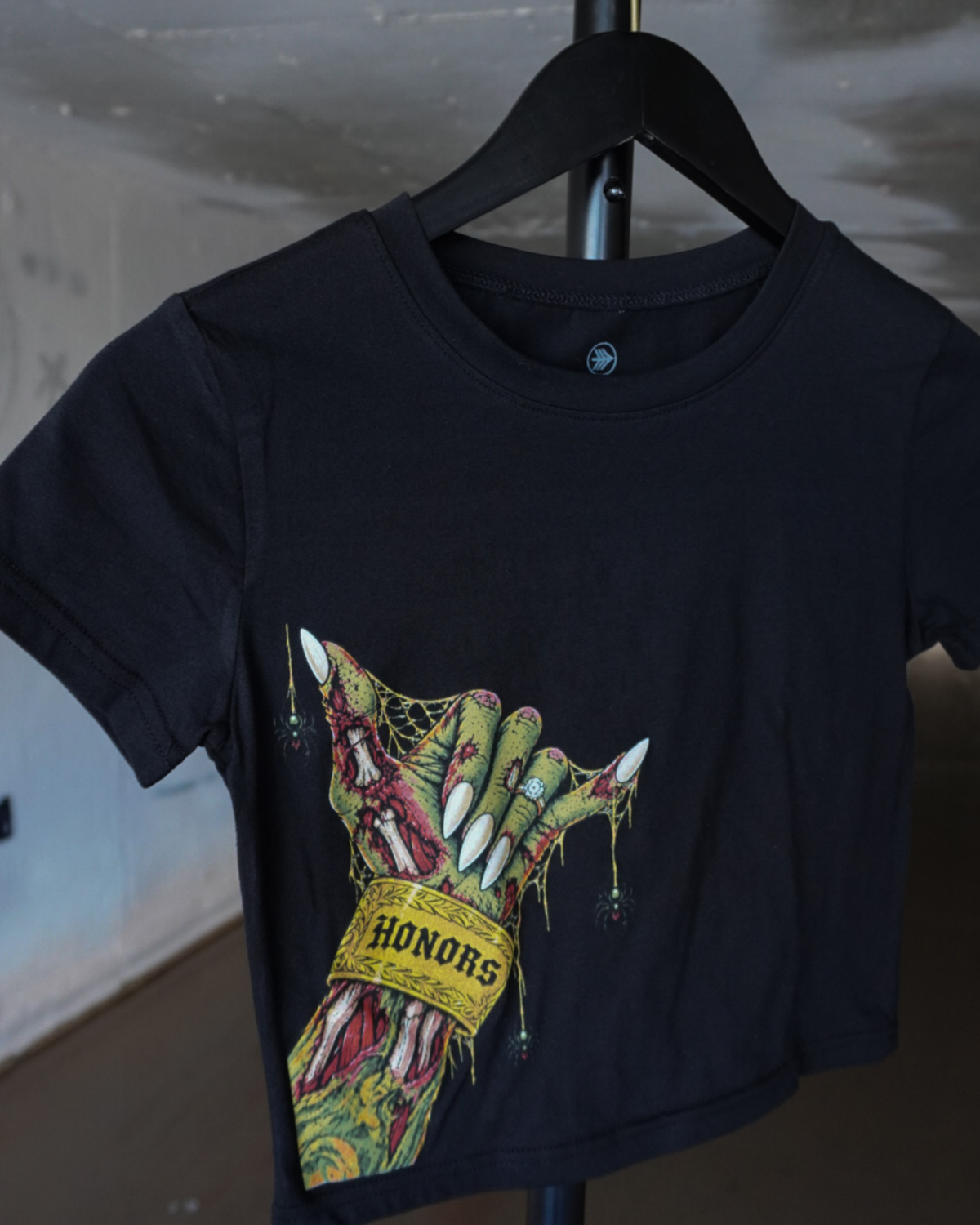ALOHA NEVER DIES WOMENS CROP